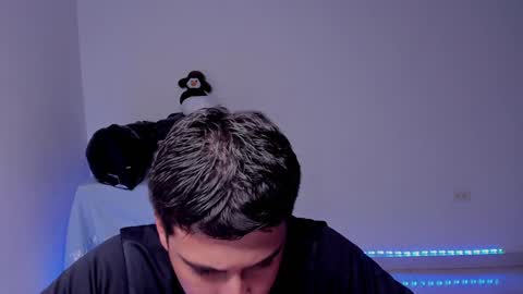 Lian online show from December 2024 07:01:01 AM