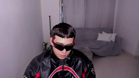 Lian online show from February 2025 08:39:01 AM