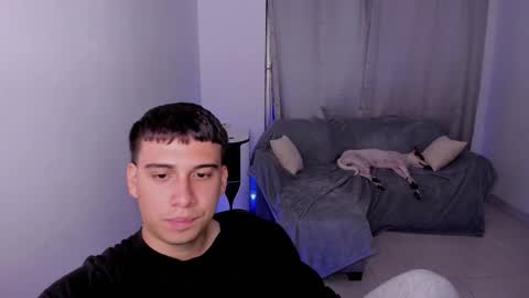 Lian online show from March 2025 05:51:01 AM