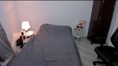 Lian online show from March 2026 02:39:01 AM