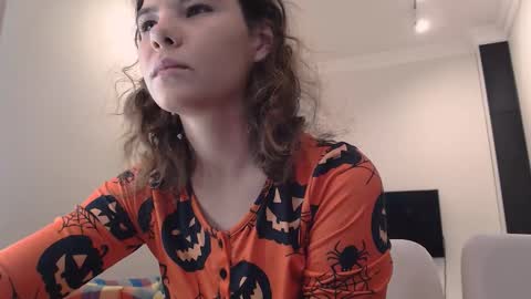 Snapshot of sweetlifeduo chatting on January 2026 07:13:01 AM Alina and Pavel online show from January 2026 07:13:01 AM