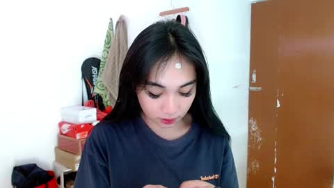Lilly online show from February 2025 05:09:02 AM