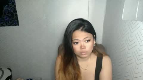Snapshot of sweetlover_nicole chatting on May 2026 08:03:02 PM NICOLE online show from May 2026 08:03:02 PM