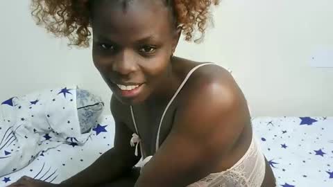 Marie online show from October 2025 10:00:02 AM