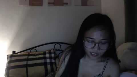 sweetmeeoowe_69 online show from March 2026 07:17:01 PM