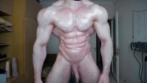 Snapshot of sweetmuscles_boy chatting on July 2026 04:04:01 AM Lorenzo online show from July 2026 04:04:01 AM
