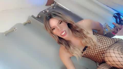 Snapshot of sweetnaughty_mia chatting on July 2026 03:54:02 AM sweetnaughty_mia online show from July 2026 03:54:02 AM