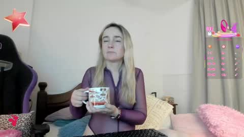 Snapshot of sweetnina_wet chatting on May 2026 08:50:02 PM Sweetnina online show from May 2026 08:50:02 PM