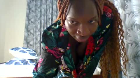 Snapshot of sweetpasion2 chatting on July 2026 05:01:01 AM sweetpasion2 online show from July 2026 05:01:01 AM