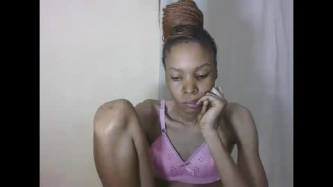 ESTHER online show from April 2026 01:42:02 AM