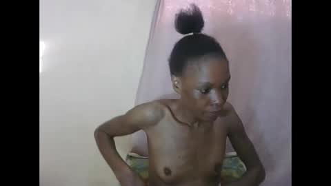 Snapshot of sweetpetite254 chatting on May 2026 02:02:01 PM ESTHER online show from May 2026 02:02:01 PM