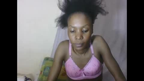 Snapshot of sweetpetite254 chatting on June 2026 06:53:01 PM ESTHER online show from June 2026 06:53:01 PM