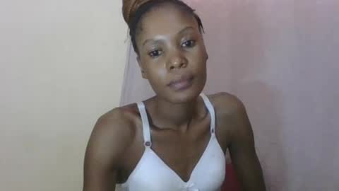 Snapshot of sweetpetite254 chatting on June 2026 12:33:01 PM ESTHER online show from June 2026 12:33:01 PM
