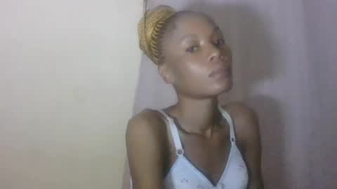 Snapshot of sweetpetite254 chatting on July 2026 01:23:01 AM ESTHER online show from July 2026 01:23:01 AM