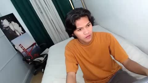 Snapshot of sweetpie_asian chatting on December 2024 09:28:01 PM sweetpie asian online show from December 2024 09:28:01 PM