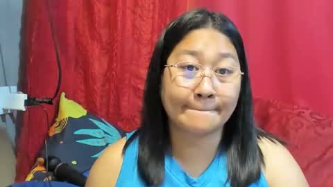 Snapshot of sweetpilipina88 chatting on April 2026 02:31:01 AM MIA online show from April 2026 02:31:01 AM