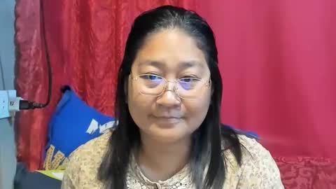 Snapshot of sweetpilipina88 chatting on April 2026 09:20:02 PM MIA online show from April 2026 09:20:02 PM