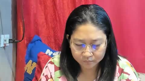 Snapshot of sweetpilipina88 chatting on April 2026 10:10:01 AM MIA online show from April 2026 10:10:01 AM