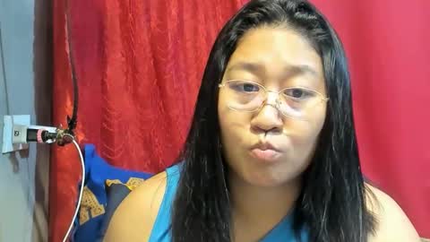 Snapshot of sweetpilipina88 chatting on April 2026 12:16:02 AM MIA online show from April 2026 12:16:02 AM