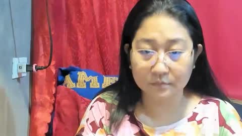 Snapshot of sweetpilipina88 chatting on May 2026 03:02:02 AM MIA online show from May 2026 03:02:02 AM