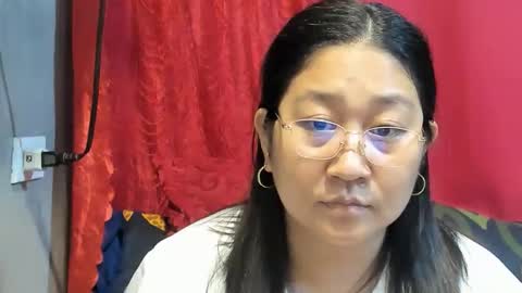 Snapshot of sweetpilipina88 chatting on May 2026 09:59:02 AM MIA online show from May 2026 09:59:02 AM