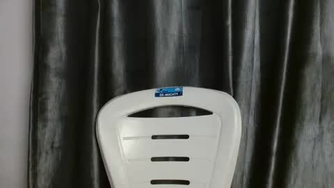 slim ivy online show from November 2025 05:48:02 PM