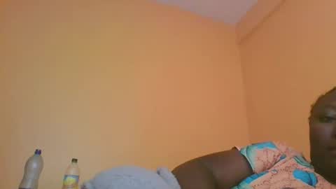 Snapshot of sweetrose2049 chatting on February 2026 08:19:01 AM Rose Watetu online show from February 2026 08:19:01 AM