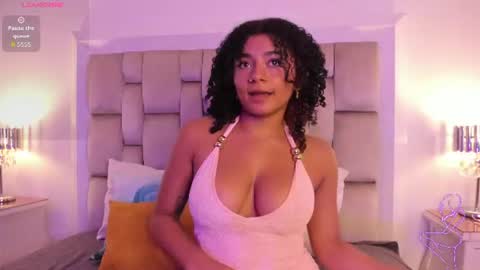 Snapshot of sweets_one chatting on June 2026 03:15:01 AM sweets one online show from June 2026 03:15:01 AM