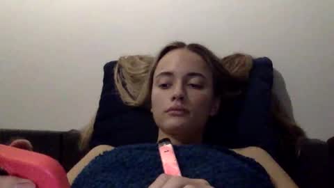 Snapshot of sweetsatalana chatting on May 2026 09:53:01 PM sweetsatalana online show from May 2026 09:53:01 PM
