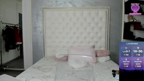 Goddess Allysse online show from December 2024 01:57:02 PM