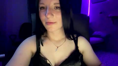Snapshot of sweetshy99 chatting on April 2026 06:58:01 PM Sweet Shy online show from April 2026 06:58:01 PM