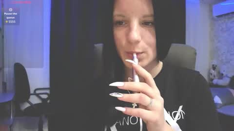 Snapshot of sweetshy99 chatting on May 2026 06:36:02 PM Sweet Shy online show from May 2026 06:36:02 PM