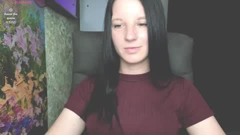 Snapshot of sweetshy99 chatting on May 2026 06:53:01 PM Sweet Shy online show from May 2026 06:53:01 PM