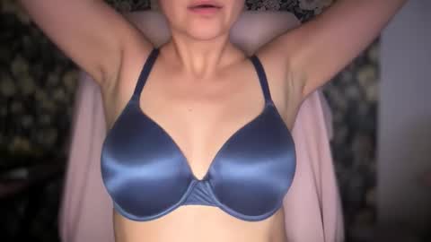 sweetssmashed online show from November 2025 11:15:01 PM