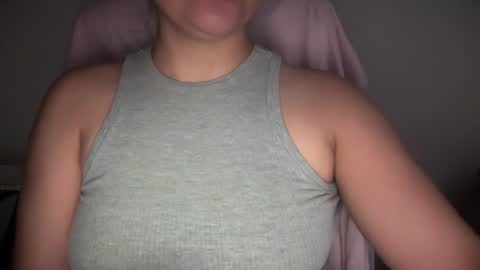 Snapshot of sweetssmashed chatting on June 2026 07:44:02 PM sweetssmashed online show from June 2026 07:44:02 PM