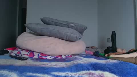 Snapshot of sweett_17 chatting on June 2026 07:57:02 PM dulce online show from June 2026 07:57:02 PM