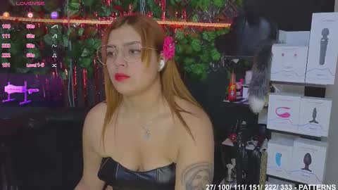 Molly -  INDEPENDENT MODEL online show from December 2025 11:46:01 PM