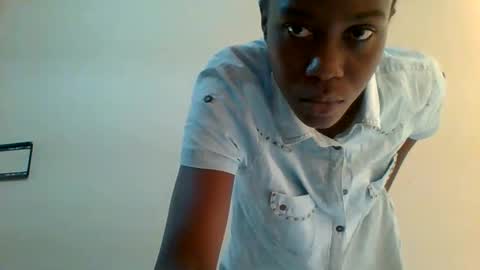 Snapshot of sweett_red chatting on May 2026 07:59:01 AM sweett_red online show from May 2026 07:59:01 AM