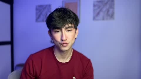 Snapshot of sweettaaron chatting on May 2026 12:28:02 AM Andy online show from May 2026 12:28:02 AM