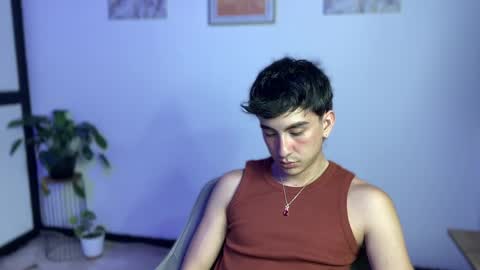 Snapshot of sweettaaron chatting on May 2026 01:56:01 AM Andy online show from May 2026 01:56:01 AM