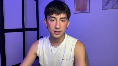 Snapshot of sweettaaron chatting on June 2026 12:46:02 AM Andy online show from June 2026 12:46:02 AM
