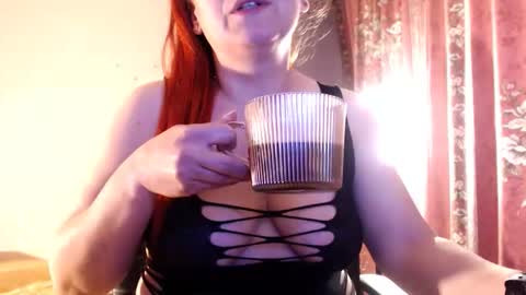 Snapshot of sweettanne chatting on May 2026 03:47:02 AM SweettAnne online show from May 2026 03:47:02 AM