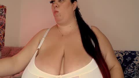 Maya online show from October 2025 06:36:01 PM