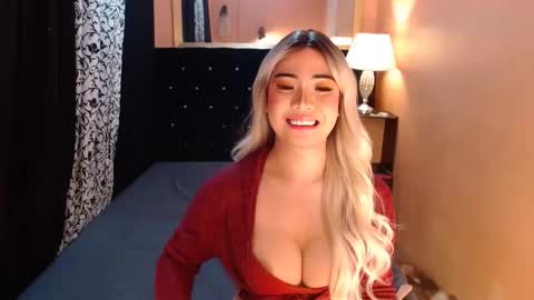 Ms trixiee online show from November 2025 08:25:02 AM