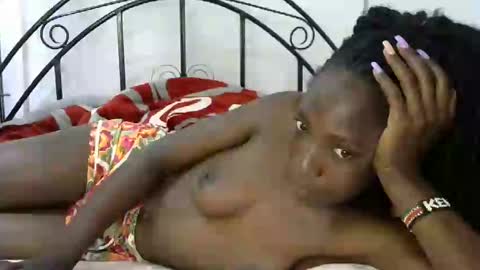 Snapshot of sweetvalariy chatting on January 2025 12:02:01 PM sweetvalariy online show from January 2025 12:02:01 PM