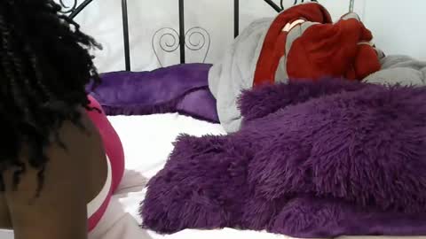 Snapshot of sweetvalariy chatting on February 2025 12:16:02 PM sweetvalariy online show from February 2025 12:16:02 PM