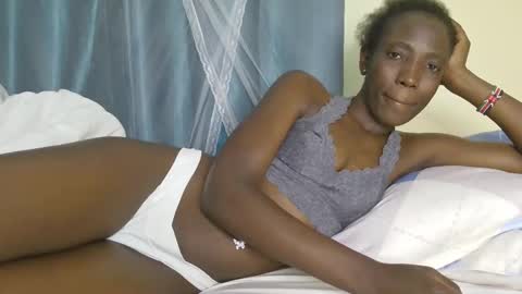 Snapshot of sweetvalariy chatting on September 2025 08:47:01 AM sweetvalariy online show from September 2025 08:47:01 AM