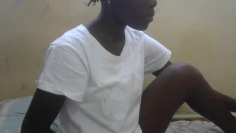 sweetvallerie online show from March 2025 12:01:02 PM