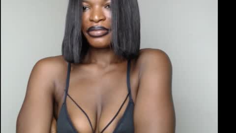 sweetxxboobsx online show from November 2025 09:09:01 AM