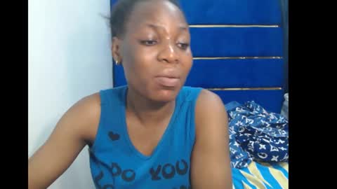 Snapshot of sweetxxpie chatting on September 2025 08:43:02 PM Sweetxxpie online show from September 2025 08:43:02 PM